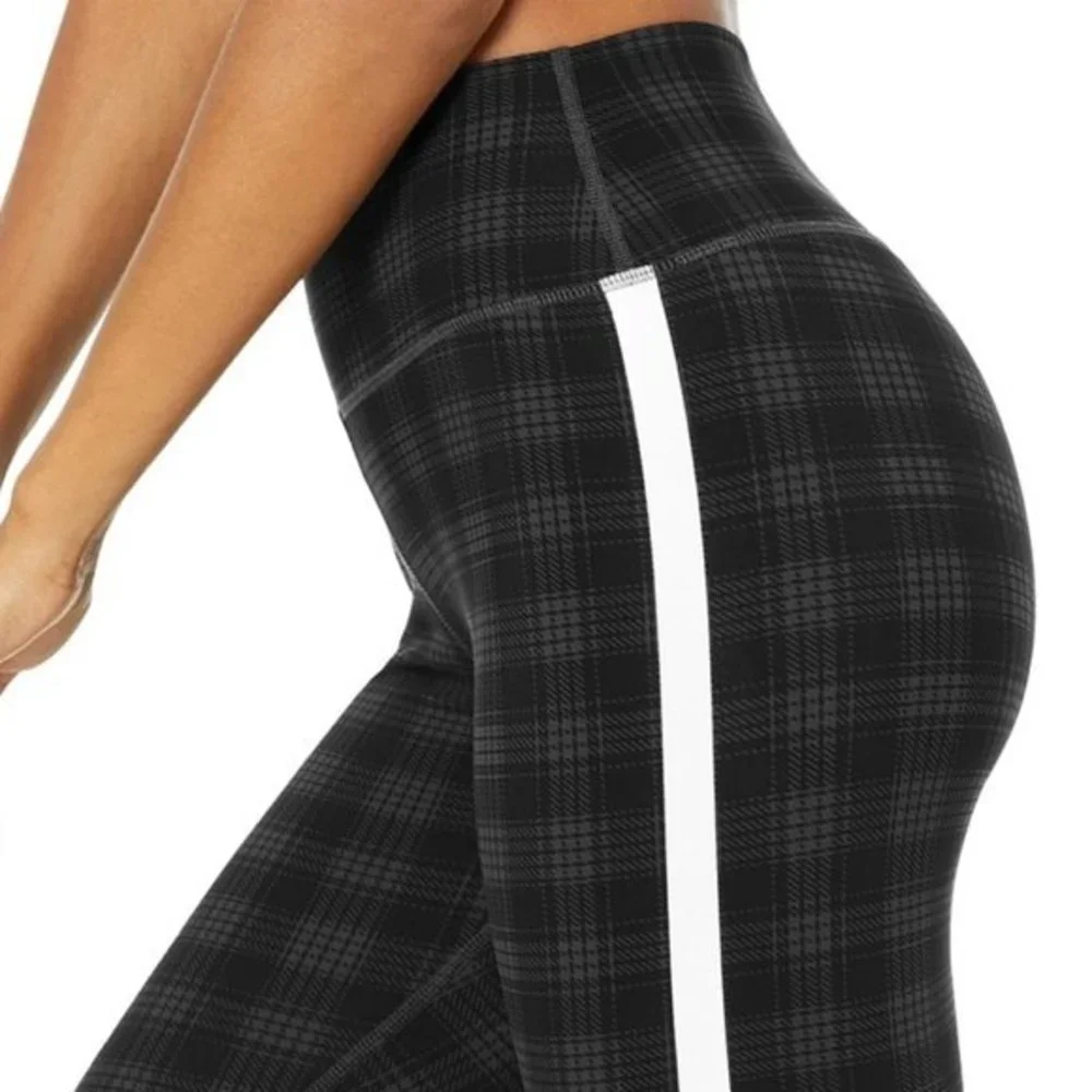 NEW Alo Yoga Occasion Leggings S Black Gray Plaid Reflective Stripe High-Waist - Picture 3 of 9